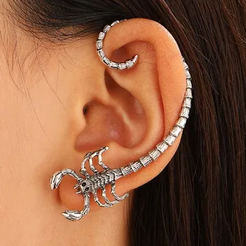 Готический черный зажим для ушей в виде скорпиона, панк-хип-хоп Креативный дизайн, имитирующий зажим для ушей в виде скорпиона, трансграничные серьги для женщин